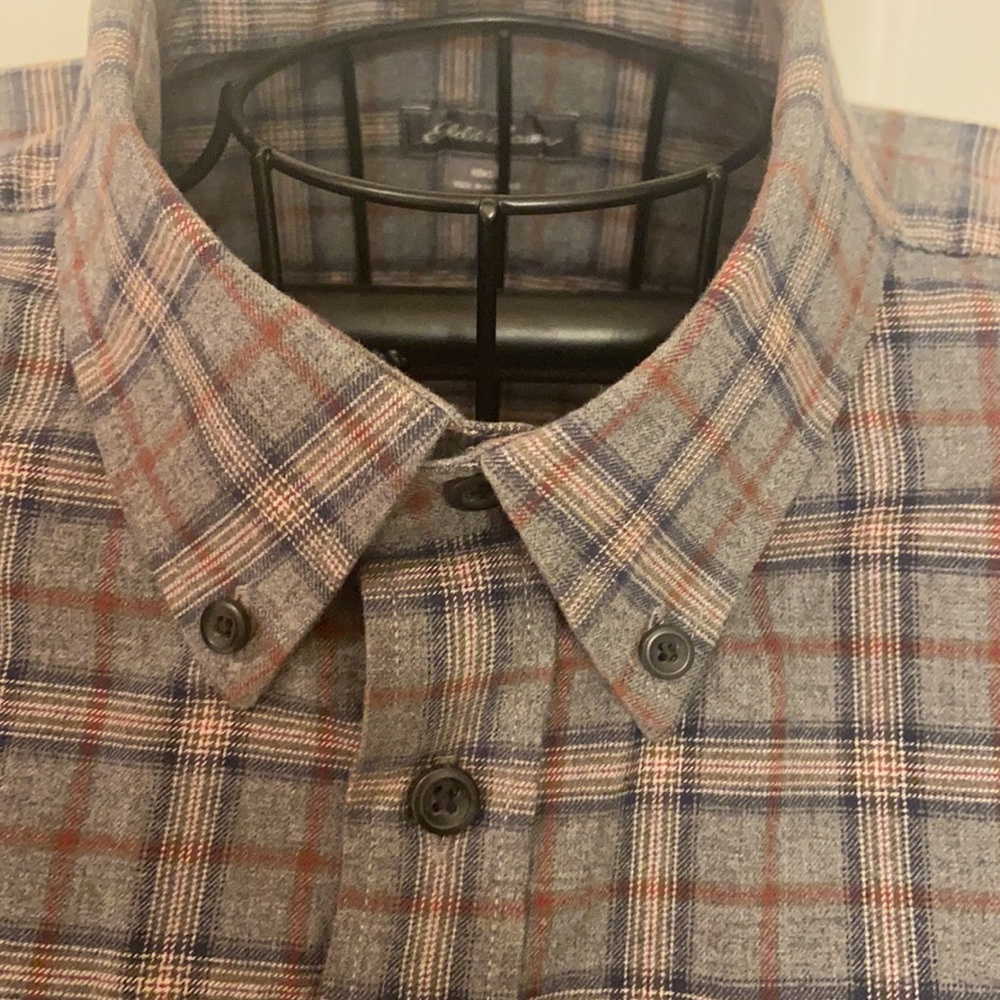 Pre-Owned Eddie Bauer Men’s Size M Button Down LS Shirt Relaxed Fit 100% Cotton - Picture 2 of 9